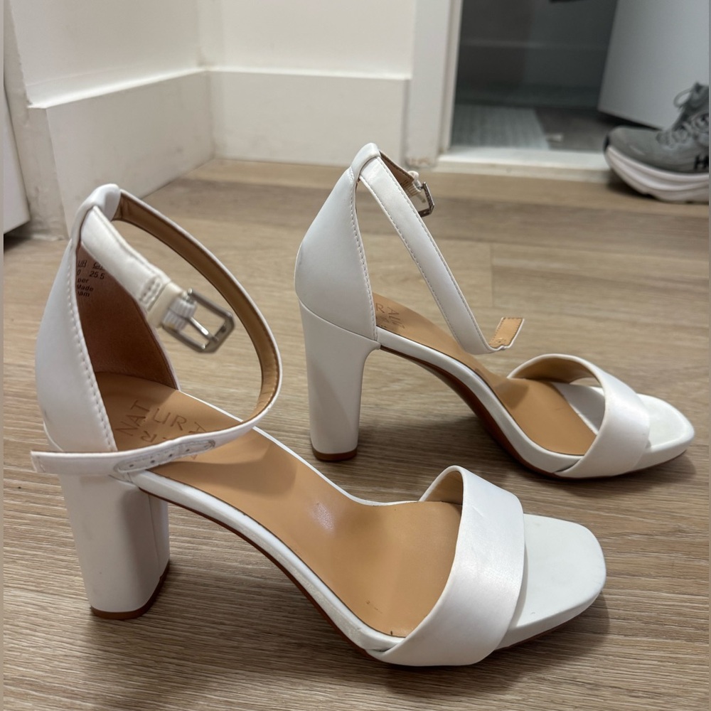 White Block Heel - Picture 8 of 10